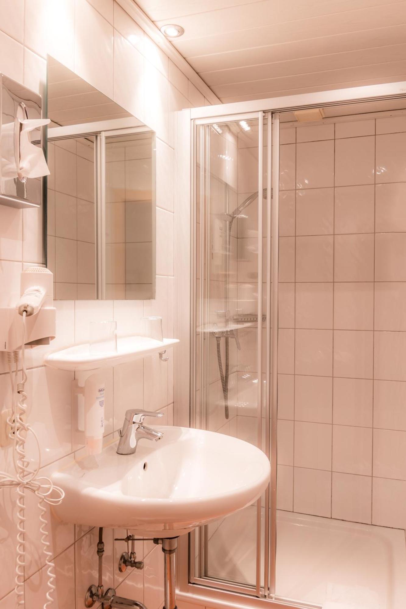 Gasthof Rebstock Stetten  Bagian luar foto